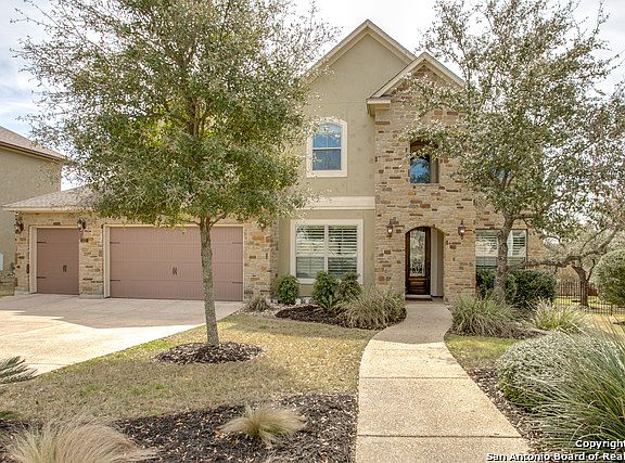 2nd image of 322 Evans Oak Ln