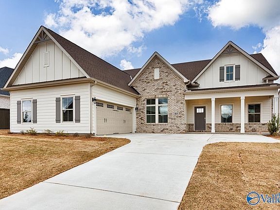 3rd image of 103 Menervy Ln