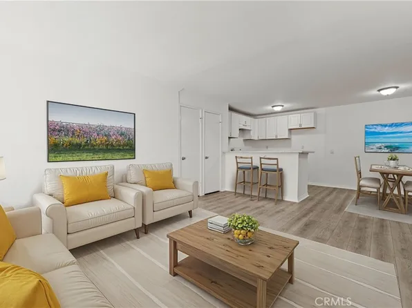 18752 Mandan St APT 1015, Santa Clarita, CA 91351