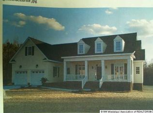 1938 Shady Wind Dr, Southaven, MS 38672