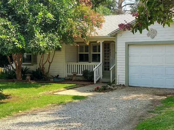 942 Helen Ave, Yuba City, CA 95991