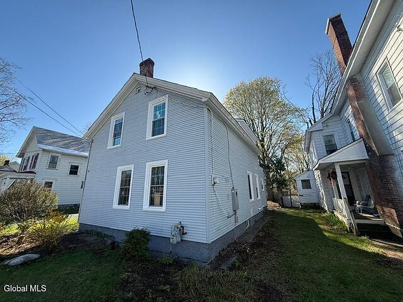 3rd image of 24 Orville Street