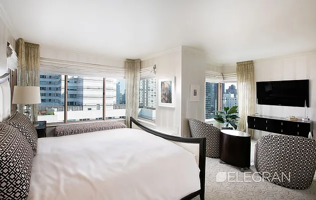 Sold by (Legacy) Elegran | media 18