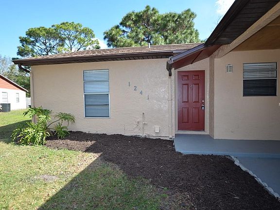 3rd image of 1241 Rich Moor Cir