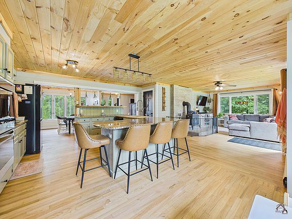 3rd image of 173 Tibbetts Road