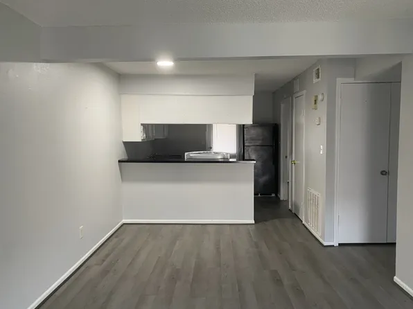 102 Oakdale Ct, Brazoria, TX