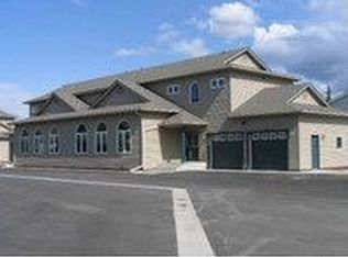 2827 Chief William Dr UNIT 16, Fairbanks, AK 99709