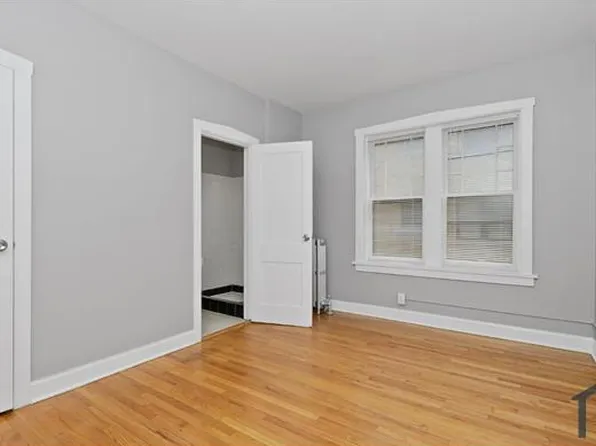 2259 W 111th St APT 2N, Chicago, IL 60643