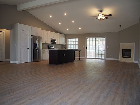 5th image of 4566 Antler Hill Dr W