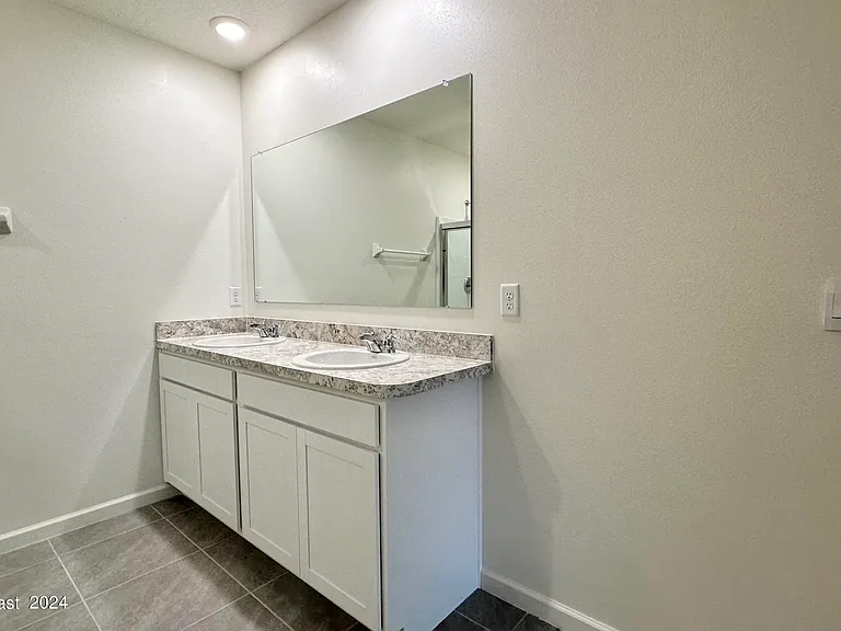 6495 Topaz Dr — Photo 15