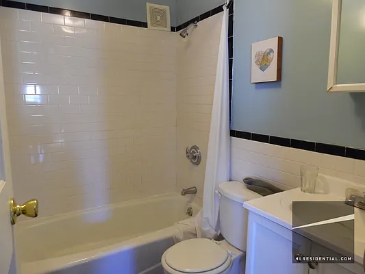 Rented by Highline Residential | media 19