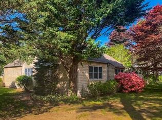 45 Lagoon Rd, Oak Bluffs, MA 02557