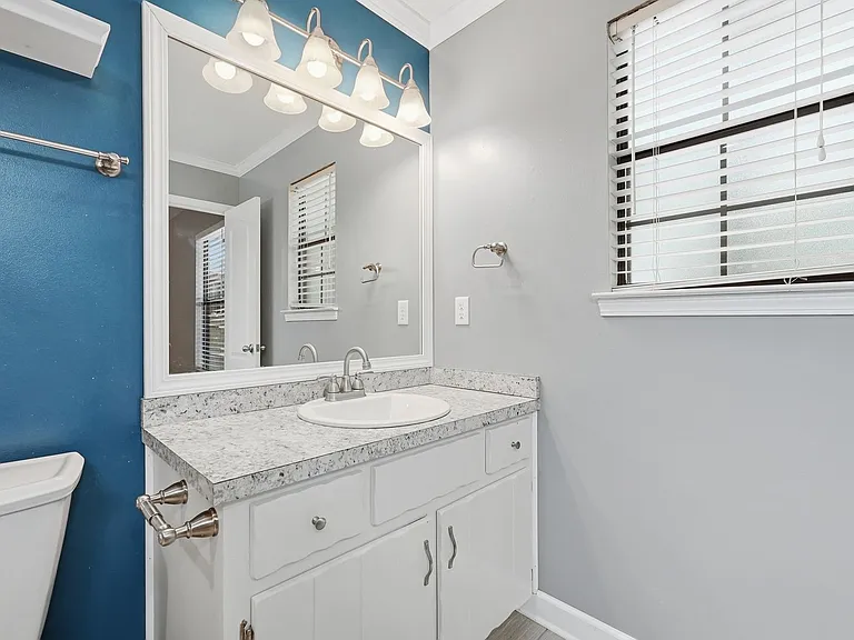 519 Matthew St — Photo 26