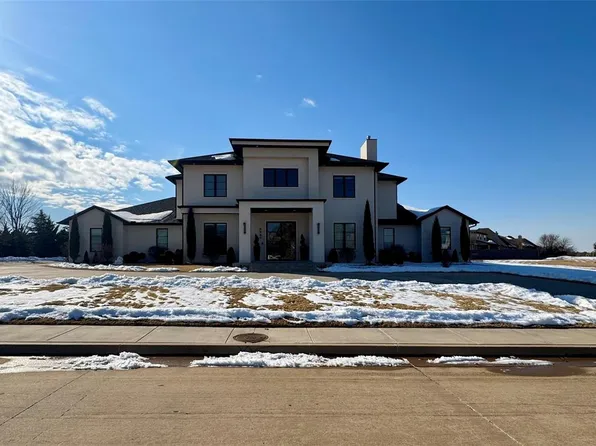 6301 Gold Cypress Dr, Edmond, OK 73025