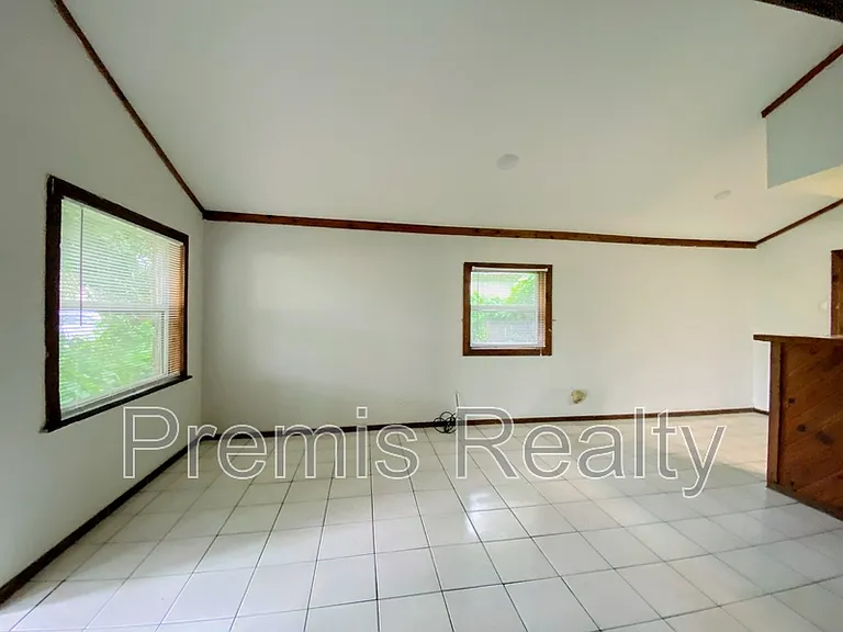 2686 Sunset Dr #B — Photo 8