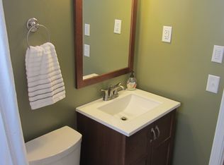 59 Glendale Ave, Middletown, CT 06457