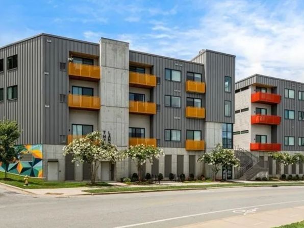 68 Craven St #413
