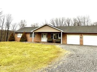 115 Beach Rd, Chicora, PA 16025