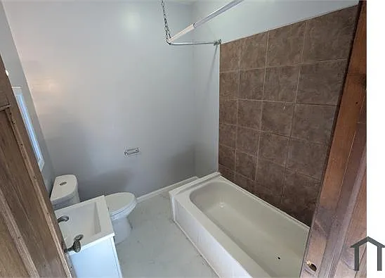 36 Amherst St #5 — Photo 5