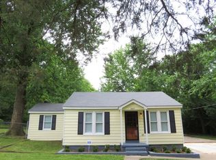 1085 Carrolton Rd, Memphis, TN 38127