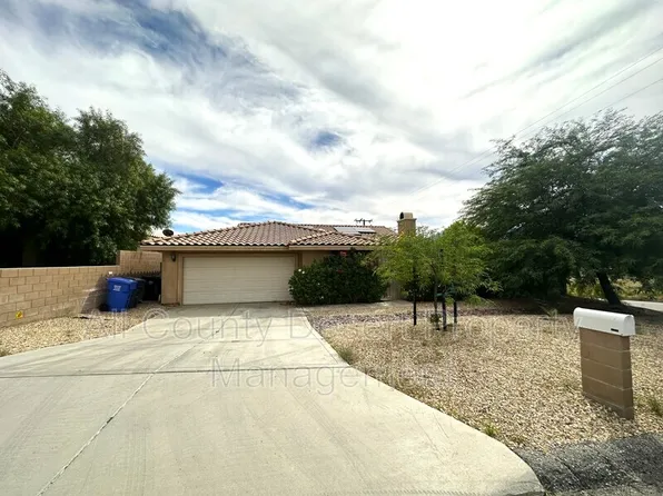 66613 San Diego Dr, Desert Hot Springs, CA 92240