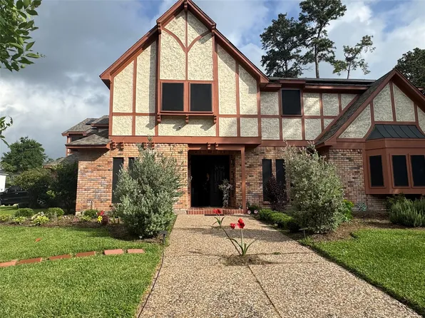 6730 Mossridge Dr, Houston, TX 77069
