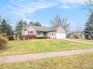 5570 Briarhill Ct, Portage, MI 49024