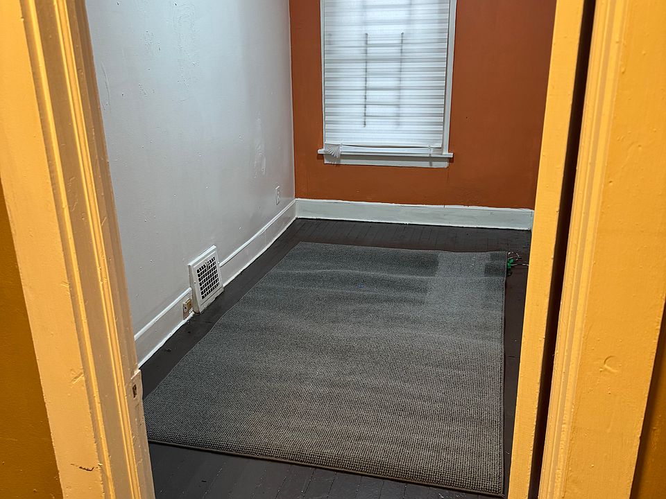 2nd image of 3464 E 53rd St