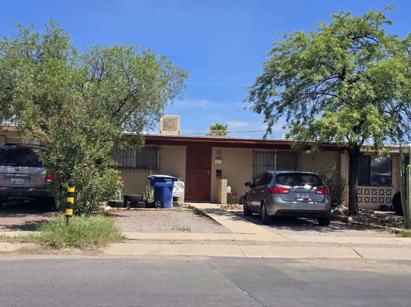 3555 E Ellington Pl, Tucson, AZ 85713
