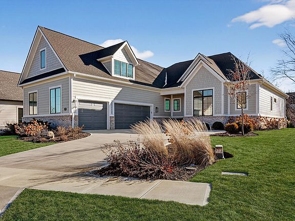 2nd image of 731 Wexford Hill Ct