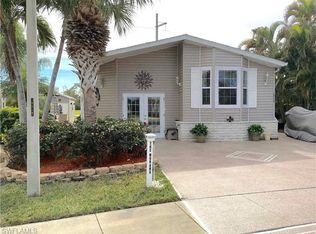 1315 Silver Lakes Blvd, Naples, FL 34114