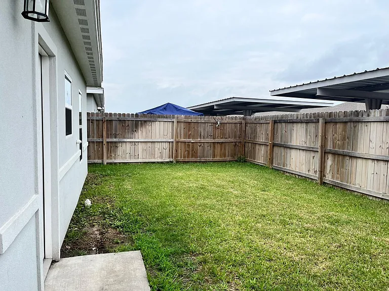 2105 Stauffer St #2 — Photo 21