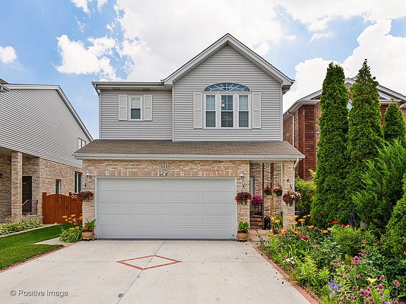 2nd image of 3335 N Odell Ave