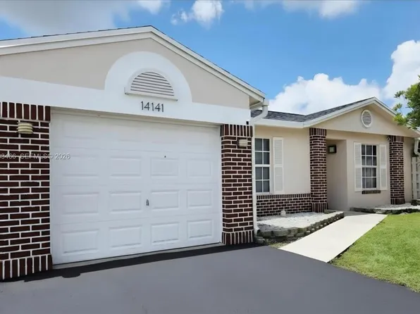 14141 Langley Pl, Davie, FL 33325