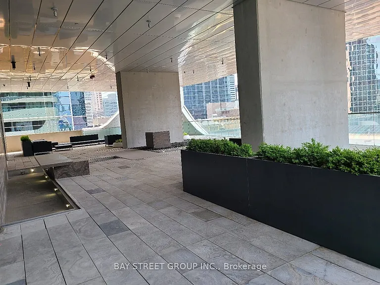197 Yonge St #5709 — Photo 13
