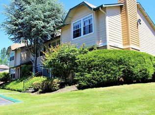 20232 19th Dr SE APT C, Bothell, WA 98012