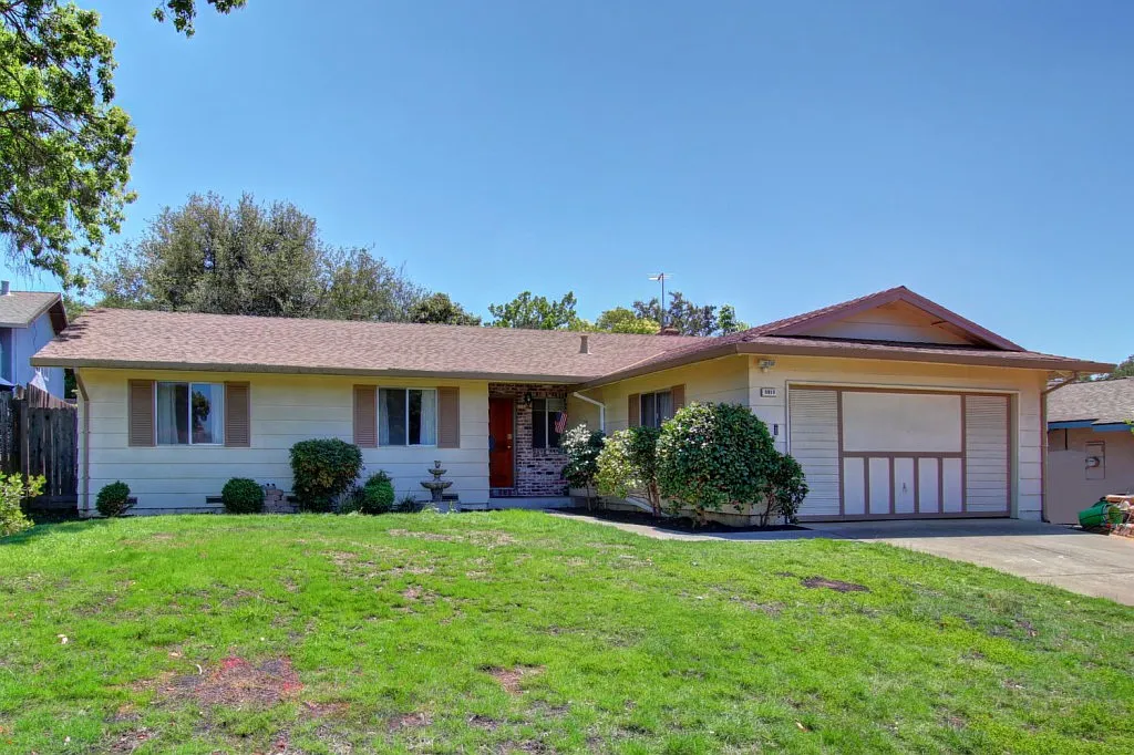 6910 Pintado Ct photo 1