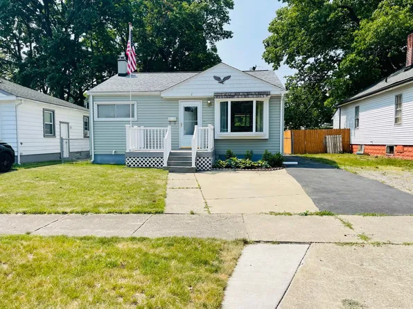 102 E Cornell Ave, Pontiac, MI 48340