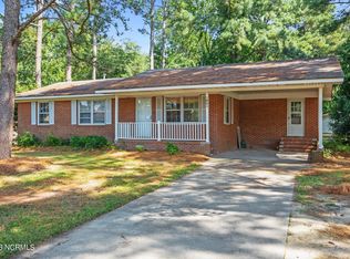 1601 Van Norden St, Washington, NC 27889