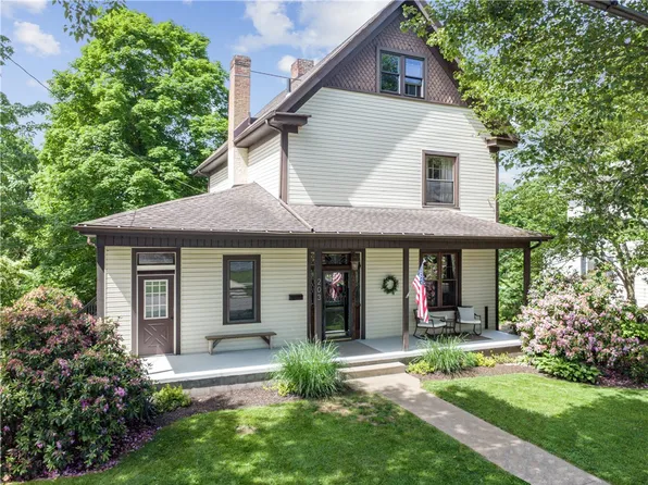 203 Hastings Ave, Oakdale, PA 15071