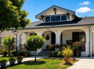 844 W 56th St, Los Angeles, CA 90037