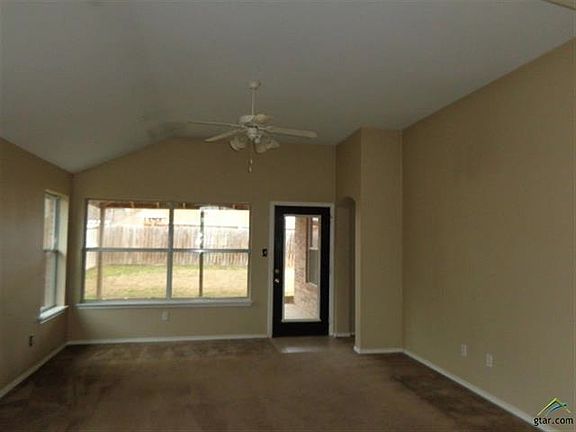 2nd image of 19351 Big Valley Dr