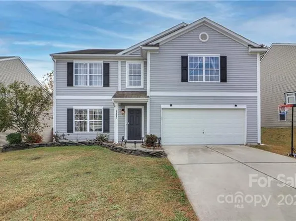 10841 Dry Stone Dr, Huntersville, NC 28078