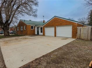 704 Schaffer Ct, Louisville, OH