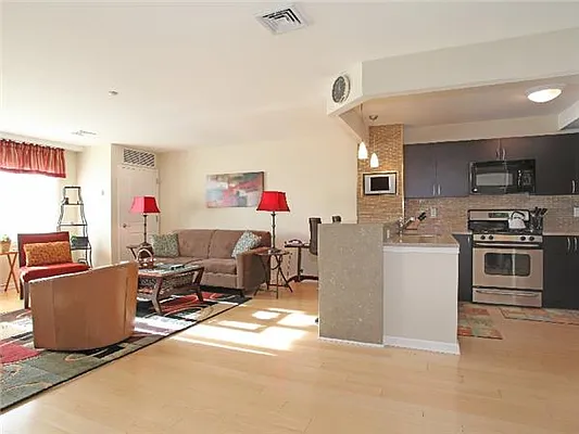 Sold by Exclusive Properties Sotheby's International Realty | media 9