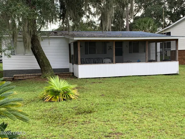 19 Arrowhead Trl, Saint Helena Island, SC 29920