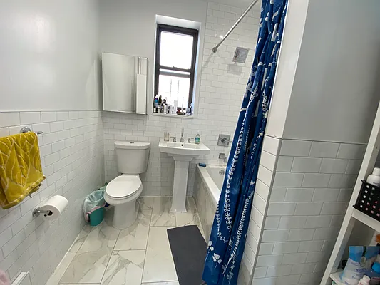 Rented by Mdays Realty | media 13