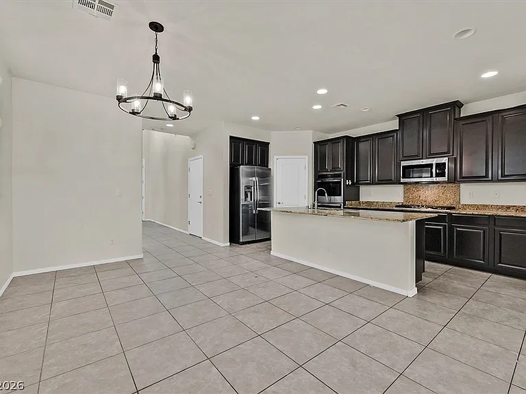 7360 Rainford St — Photo 4