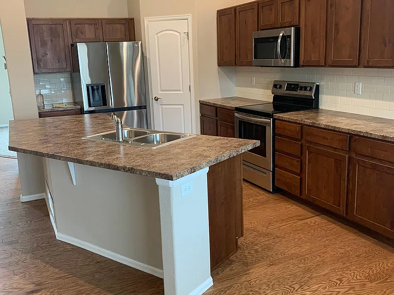 2056 Autumn Moon Dr — Photo 2