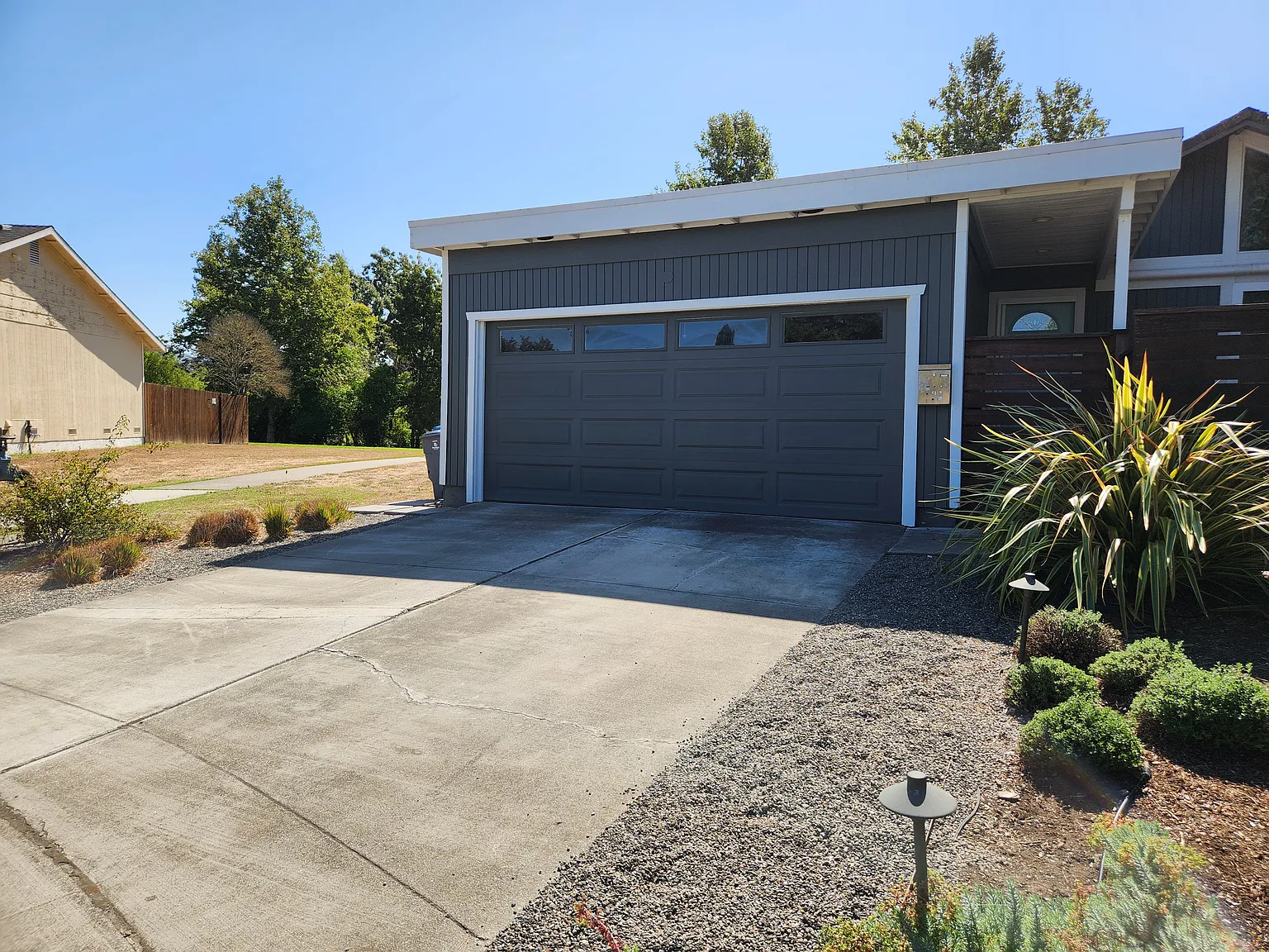 4 bed, 1318 sqft, $3,600 — Photo 1